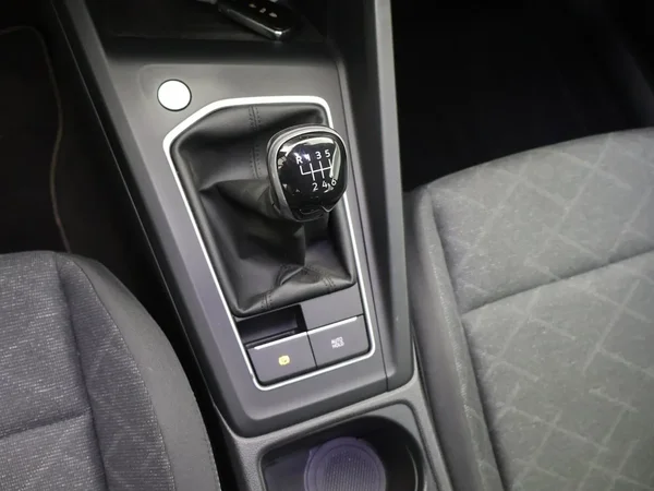 Volkswagen Golf (2022) — foto 20 van 23