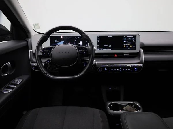 Hyundai IONIQ 5 (2023) — foto 37 van 39