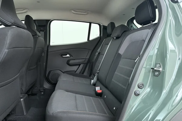 Dacia Sandero Stepway (2024) — foto 16 van 17