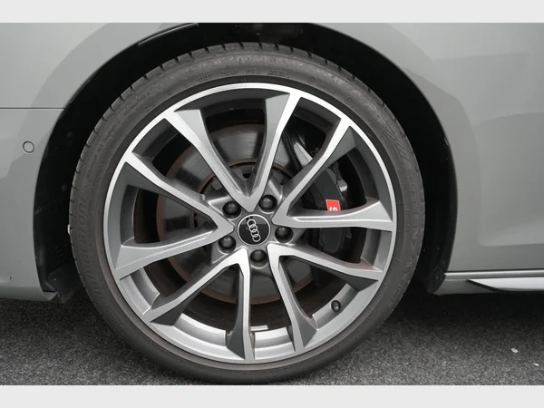 AUDI S4 Avant (2022) — foto 9 van 30