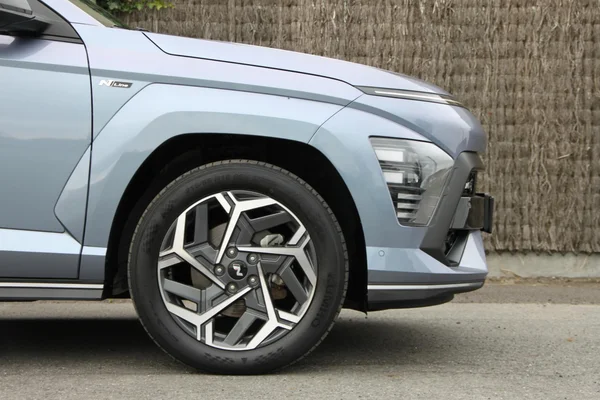 Hyundai Kona (2023) — foto 40 van 44