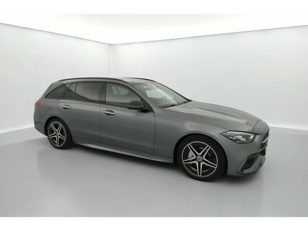 MERCEDES-BENZ C Break (2022) — foto 23 van 36