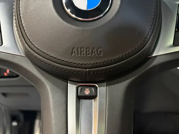 Bmw 330 (2020) — foto 7 van 36