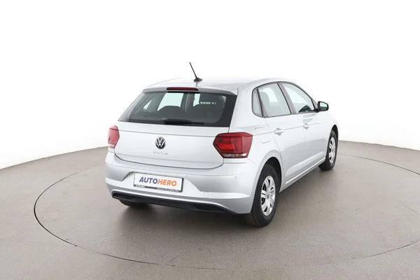 Volkswagen Polo (2021) — foto 12 van 16