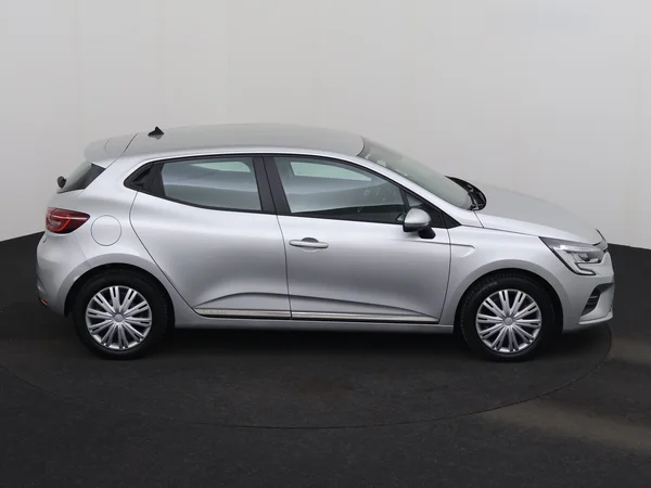 RENAULT Clio (2020) — foto 22 van 26