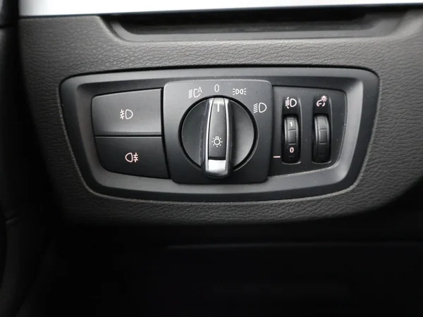 BMW X1 PHEV (F48 LCI) (2022) — foto 15 van 28
