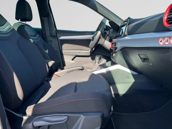 SEAT Arona (2024) — foto 17 van 18