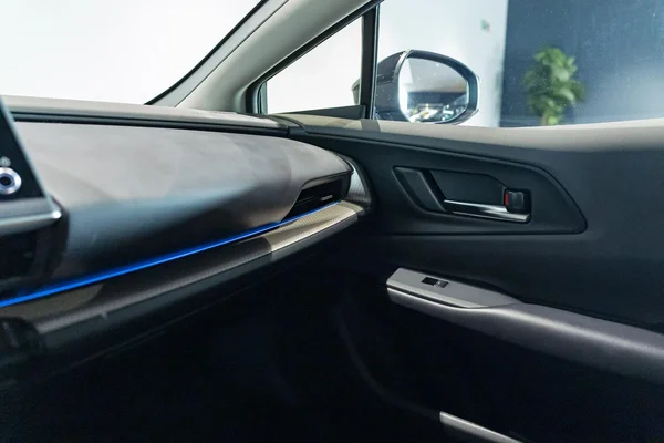 Toyota Prius (2024) — foto 31 van 37