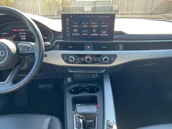 AUDI A4 Avant Dsl (2022) — foto 24 van 24