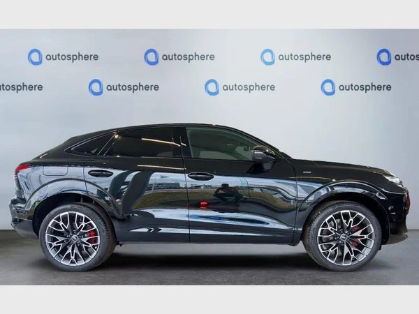 AUDI Q3 Sportback e-hybrid (2026) — foto 13 van 15