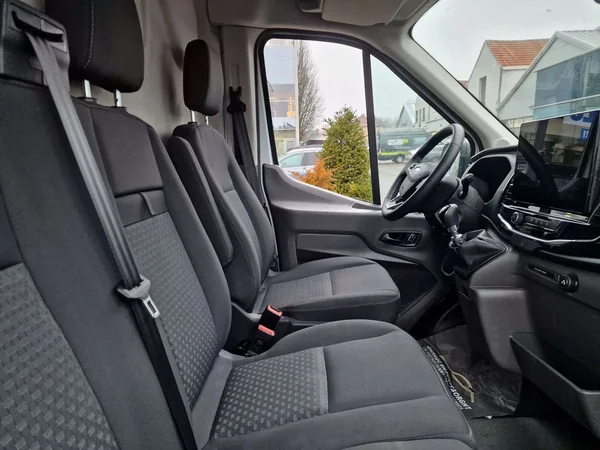 Ford Transit (2024) — foto 13 van 15