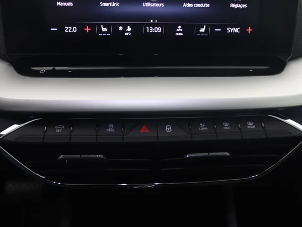SKODA Octavia Combi (2024) — foto 21 van 33