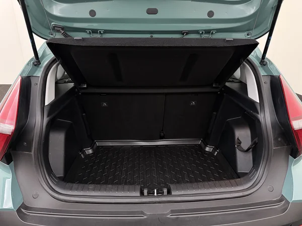 HYUNDAI Bayon (2022) — foto 8 van 25