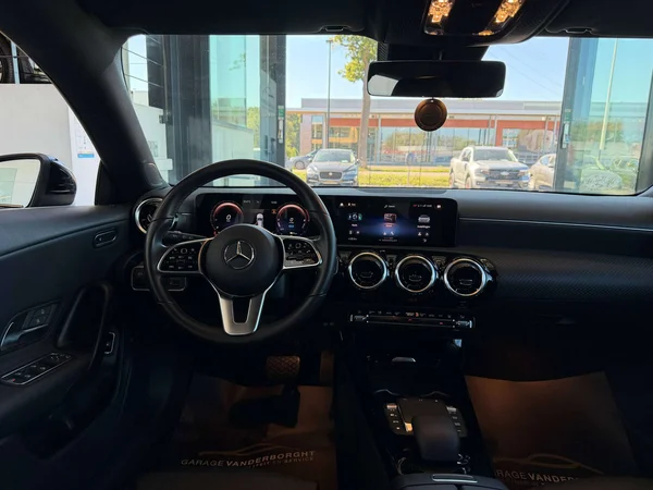 Mercedes-Benz CLA (2022) — foto 5 van 25