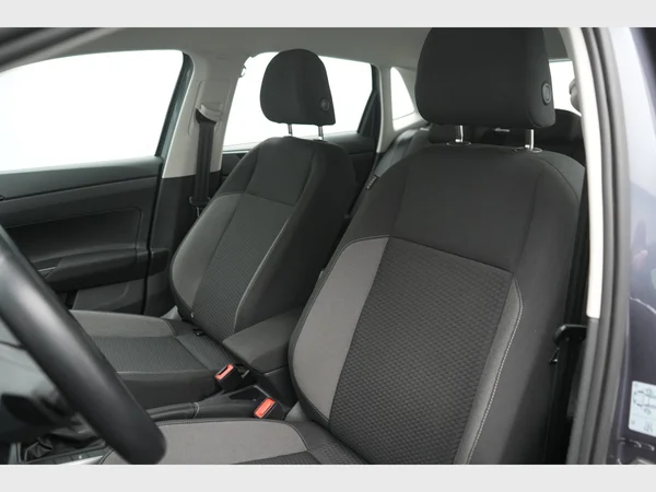 VOLKSWAGEN Polo (2023) — foto 4 van 24