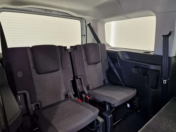Ford Tourneo Connect (2025) — foto 11 van 14