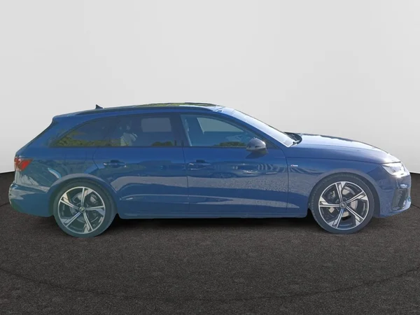 AUDI A4 Avant (2023) — foto 9 van 18