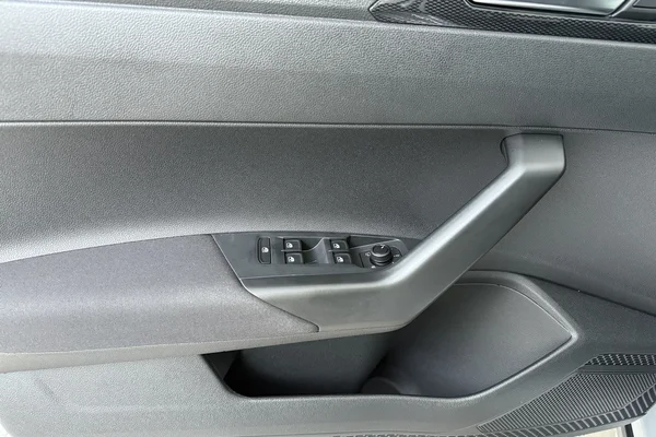 Volkswagen Taigo — foto 8 van 16