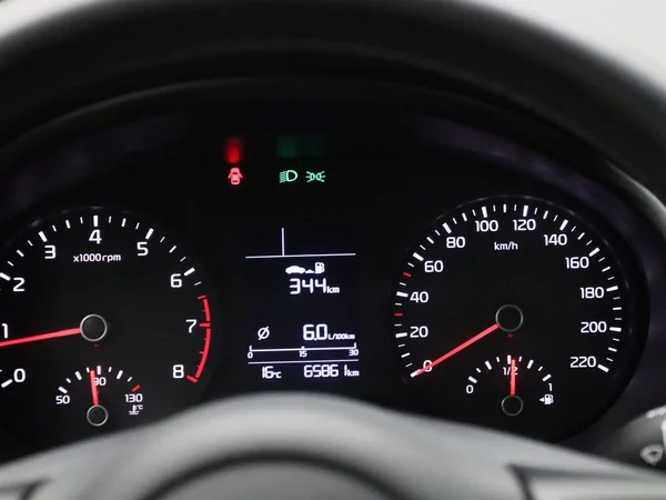 Kia Stonic (2022) — foto 36 van 37