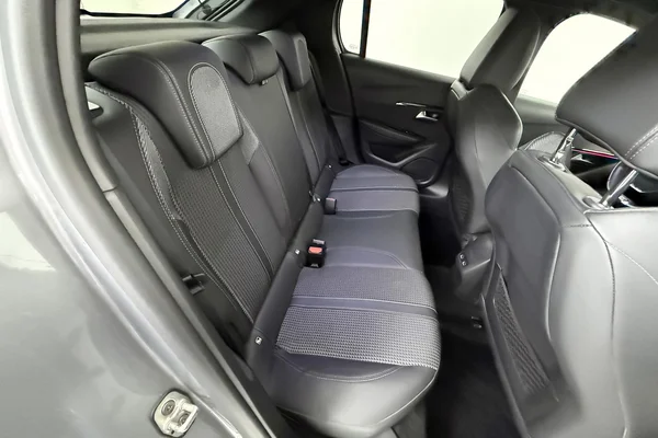 Peugeot 208 (2020) — foto 9 van 36