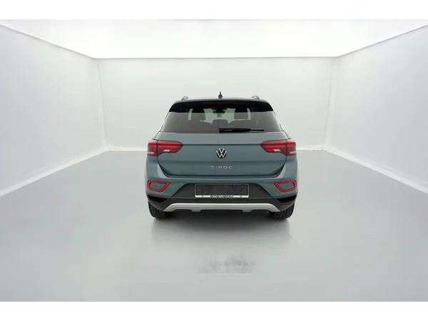 VOLKSWAGEN T-Roc (2024) — foto 24 van 36
