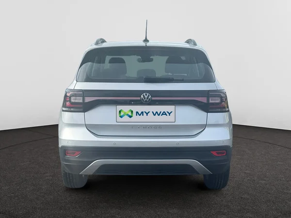 VOLKSWAGEN T-Cross (2023) — foto 14 van 17