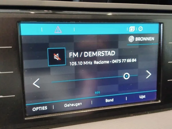 Citroën C4 Picasso (2017) — foto 13 van 25