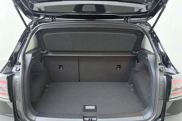 Volkswagen T-Cross — foto 12 van 16