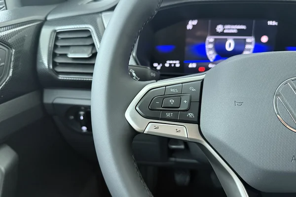 Volkswagen T-Cross — foto 6 van 16