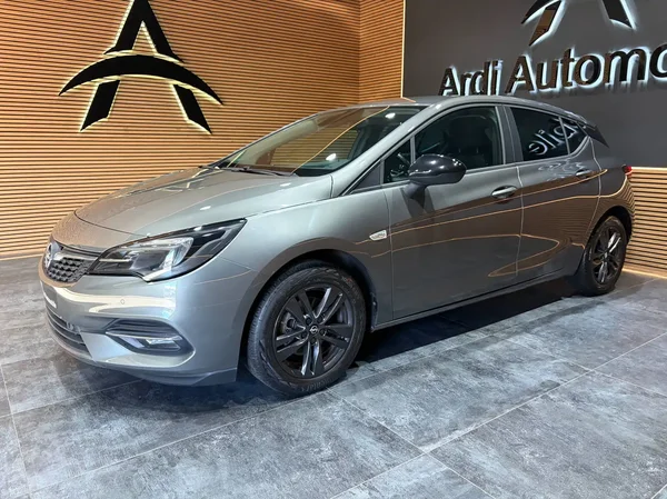 Opel Astra (2021) — foto 14 van 23