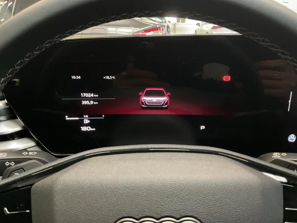 AUDI A5 Avant (2025) — foto 6 van 24