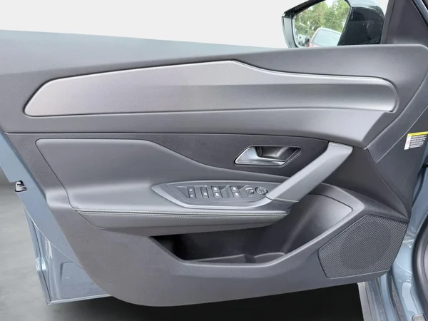 Peugeot 308 (2025) — foto 16 van 19