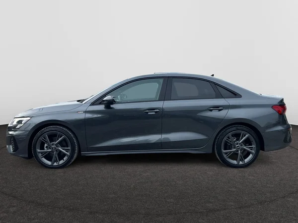 AUDI A3 Sedan (2025) — foto 10 van 18