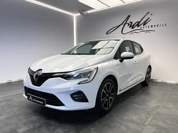 Renault Clio fea8d803-cf75-4460-ad76-14a18cb0b575