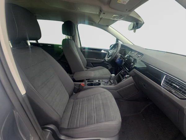 VOLKSWAGEN Touran (2026) — foto 14 van 24