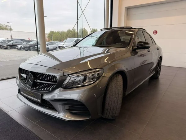 Mercedes-Benz C-Klasse (2020) — foto 18 van 24