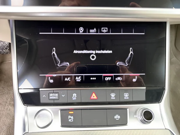 AUDI A6 (2020) — foto 8 van 23