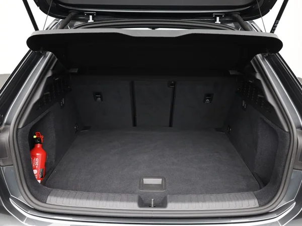 AUDI A3 Sportback (2023) — foto 2 van 21