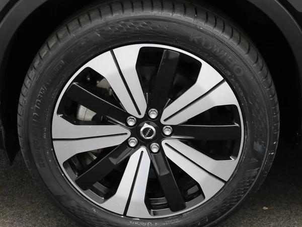 Volvo XC40 (2023) — foto 7 van 41