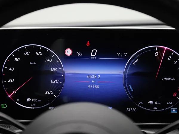 Mercedes-Benz C-Klasse (2023) — foto 59 van 60
