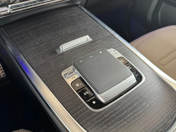 Mercedes-Benz G-Klasse (2025) — foto 14 van 24