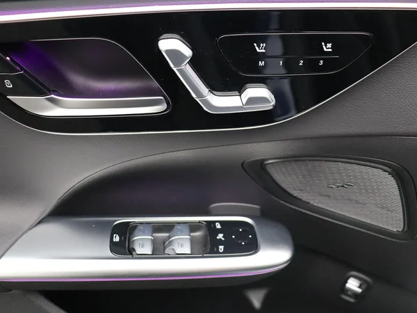 Mercedes-Benz C-Klasse (2025) — foto 29 van 30