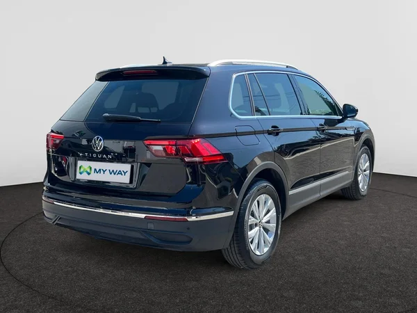 VOLKSWAGEN Tiguan (2023) — foto 20 van 24