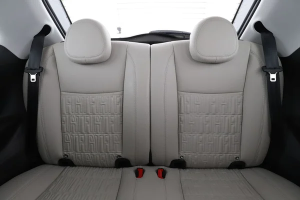 Fiat 500e (2022) — foto 6 van 16