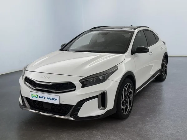 KIA XCeed (2024) — foto 1 van 35
