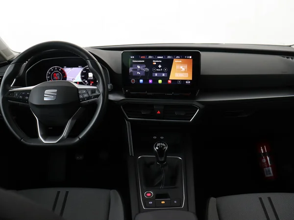 SEAT Leon (2023) — foto 16 van 27