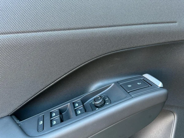 VOLKSWAGEN T-Roc (2026) — foto 6 van 20
