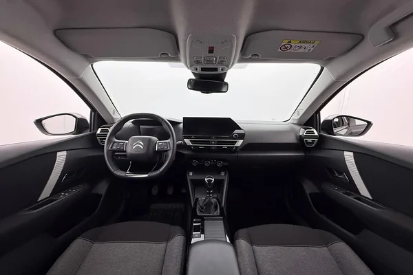 Citroen C4 (2023) — foto 7 van 32