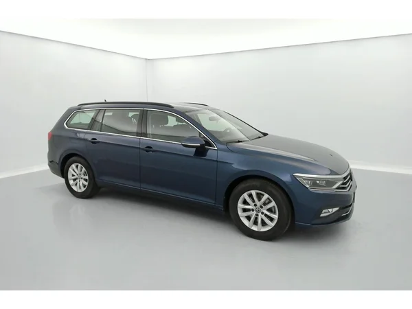 VOLKSWAGEN Passat Variant Dsl (2021) — foto 4 van 36