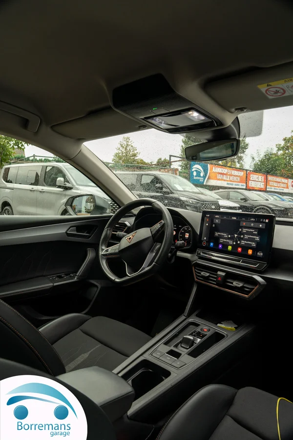 Cupra Leon (2023) — foto 27 van 47
